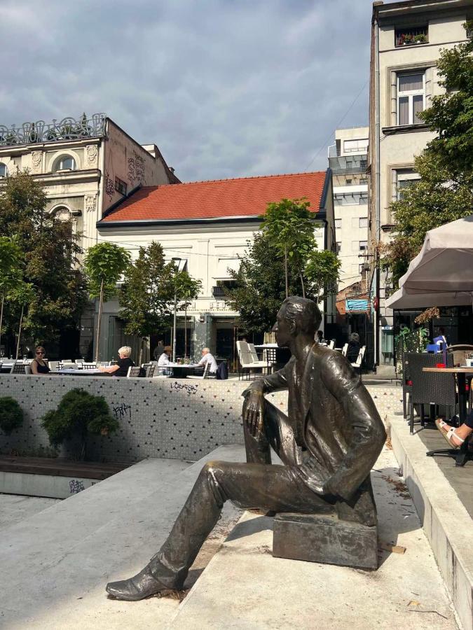 Cvetni Trg Hotel Белград Екстериор снимка