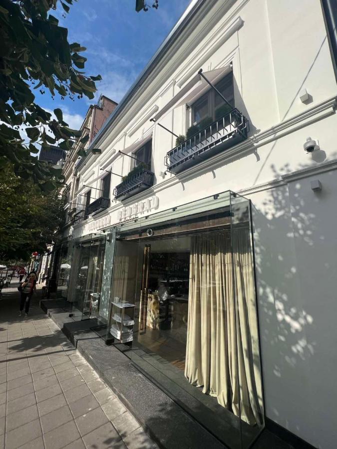 Cvetni Trg Hotel Белград Екстериор снимка